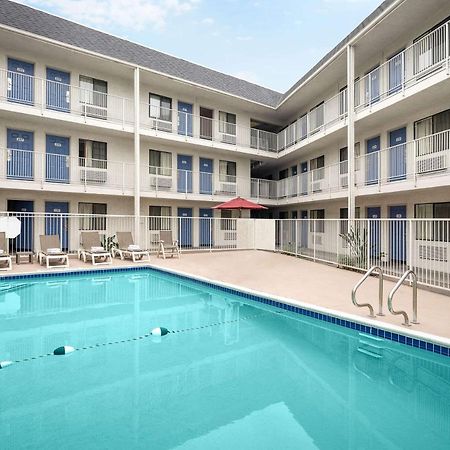 Motel 6-Buena Park, Ca - Knotts Berry Farm - Disneyland Экстерьер фото