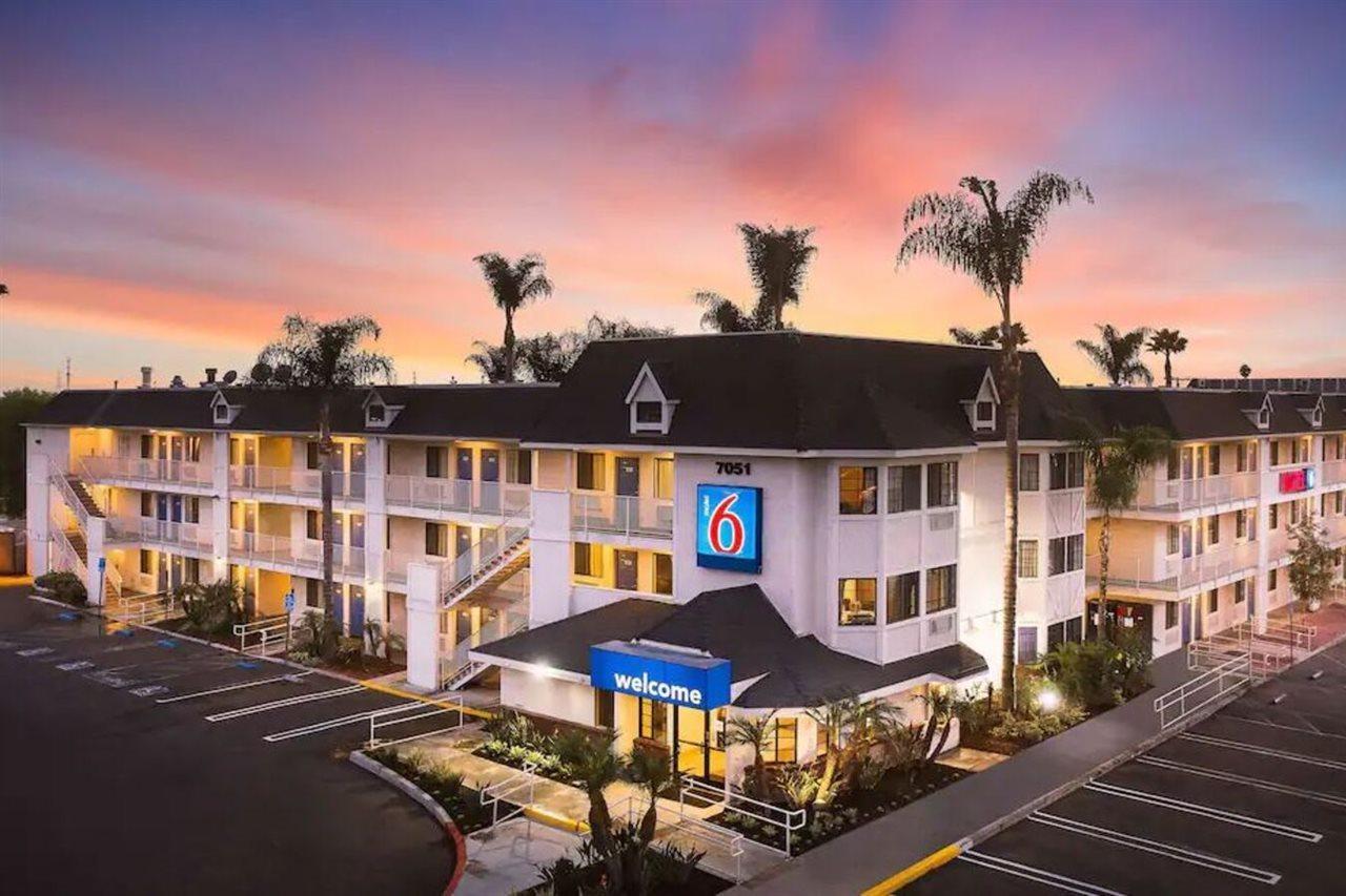 Motel 6-Buena Park, Ca - Knotts Berry Farm - Disneyland Экстерьер фото