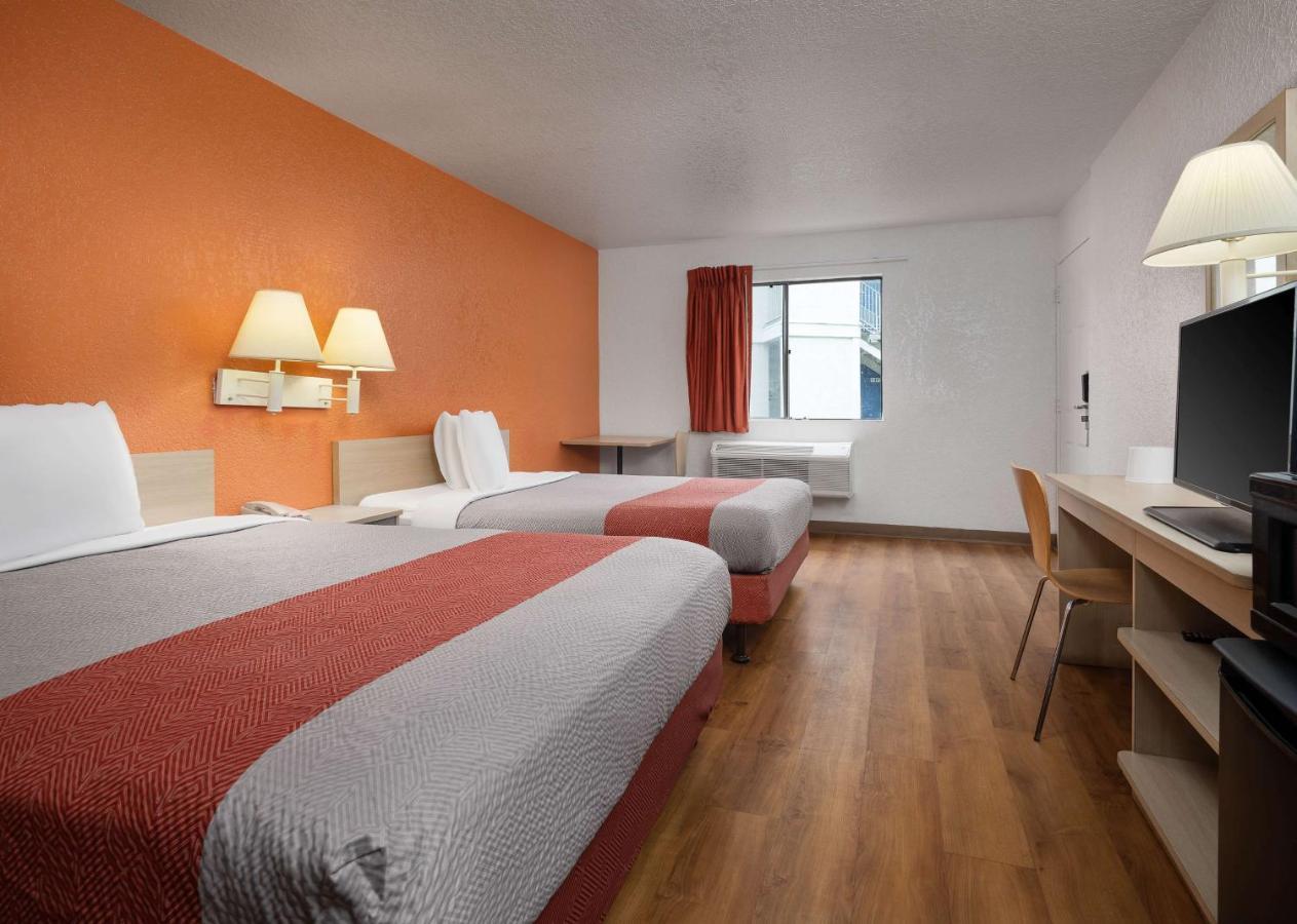 Motel 6-Buena Park, Ca - Knotts Berry Farm - Disneyland Экстерьер фото